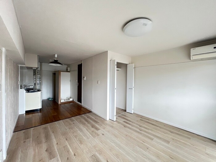 物件内観写真8　(居室)