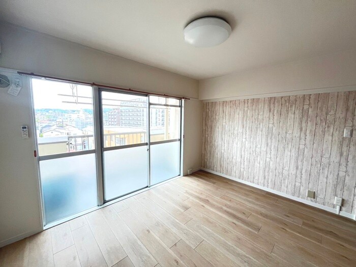 物件内観写真10　(居室)