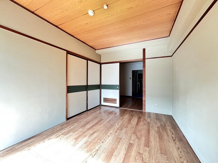 物件内観写真8　(居室)