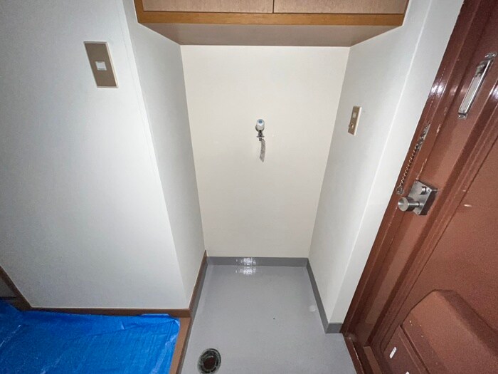 物件内観写真15　(洗濯機置場)