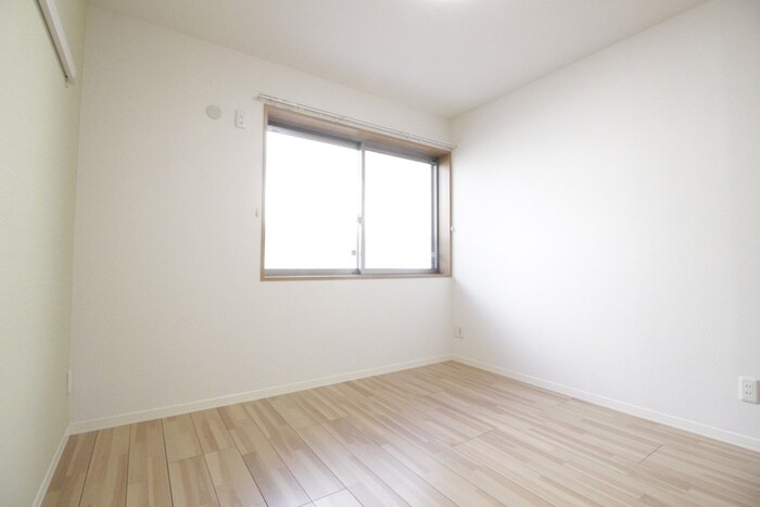 物件内観写真13　(居室)