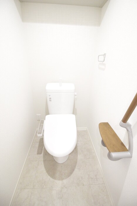 物件内観写真16　(トイレ)