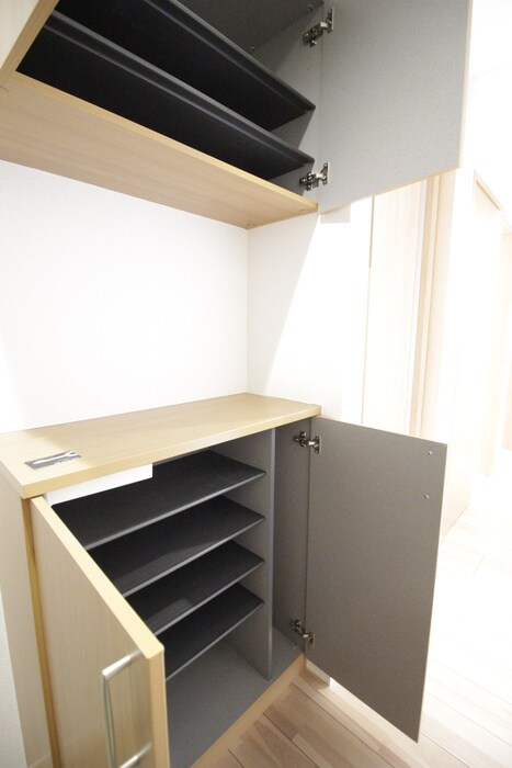 物件内観写真21　(靴箱)