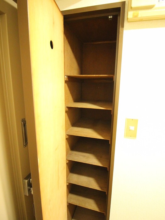 物件内観写真19　(靴箱)