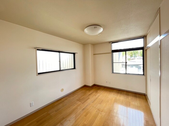 物件内観写真16　(居室)