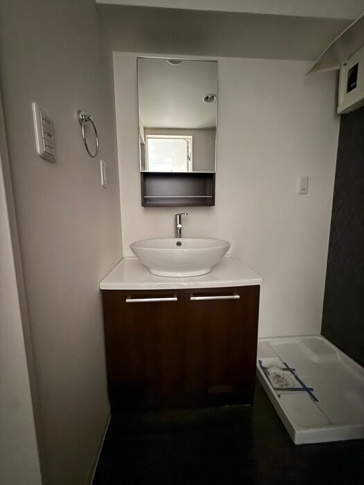 物件内観写真12　(洗面)