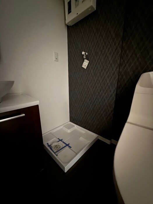 物件内観写真17　(洗濯機置場)