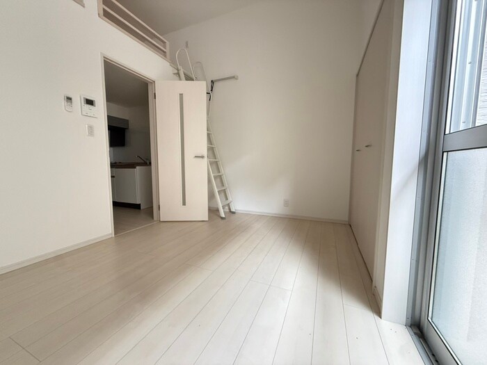 物件内観写真18　(居室)