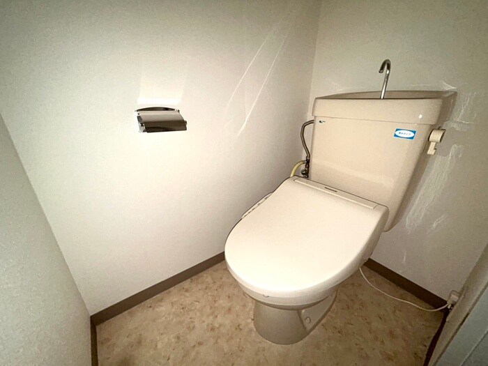 物件内観写真15　(トイレ)