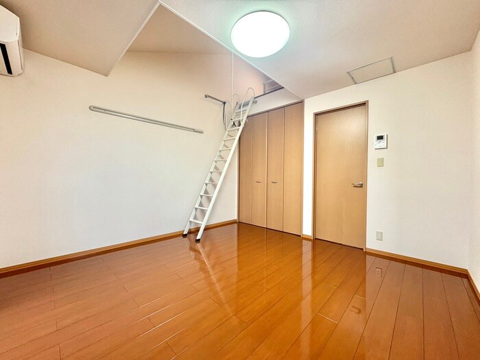 物件内観写真7　(居室)