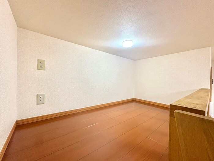 物件内観写真11　(ロフト)