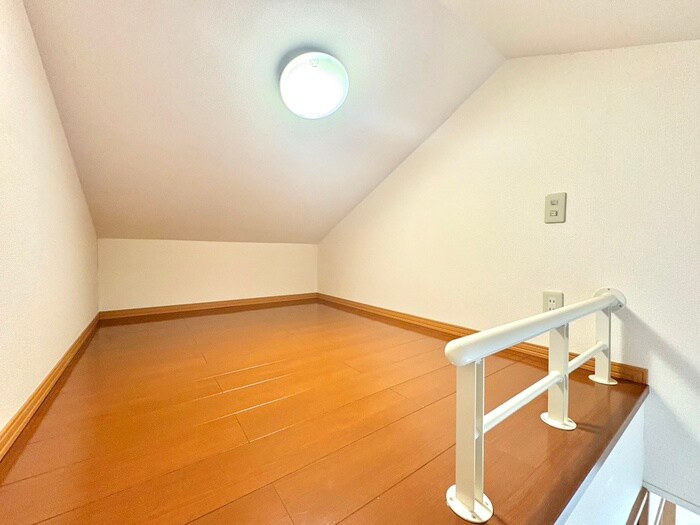 物件内観写真11　(ロフト)