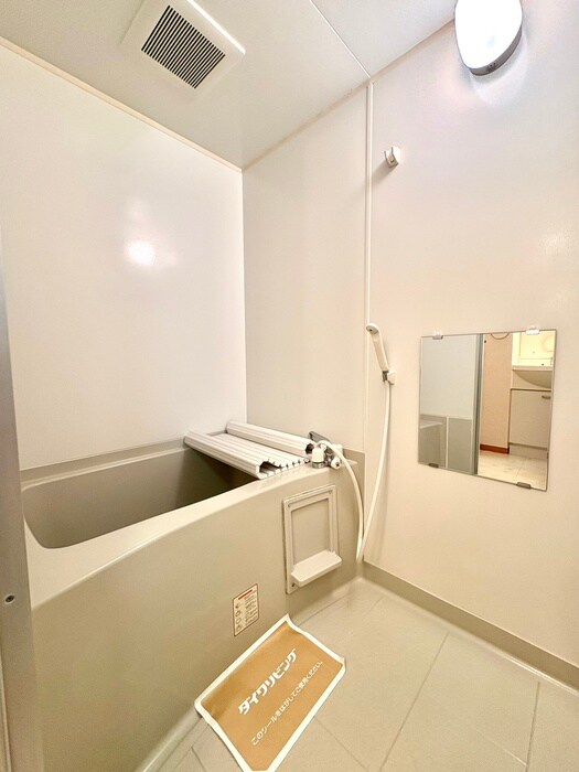 物件内観写真13　(バス／シャワールーム等)