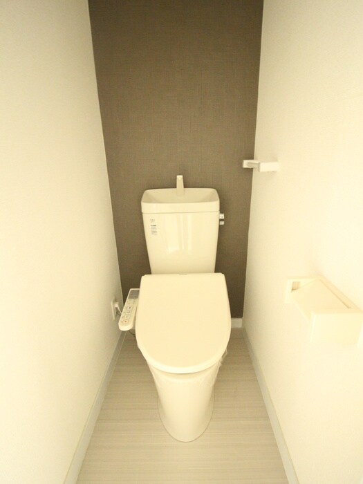 物件内観写真14　(トイレ)