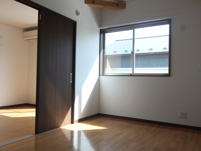 物件内観写真10　(居室)