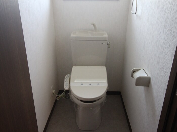 物件内観写真13　(トイレ)