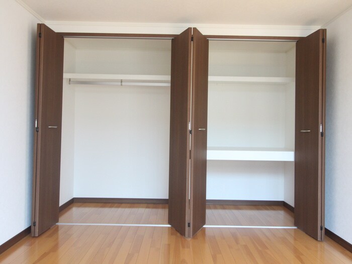 物件内観写真15　(収納)