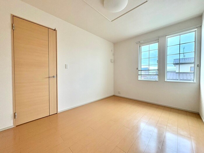 物件内観写真6　(居室)