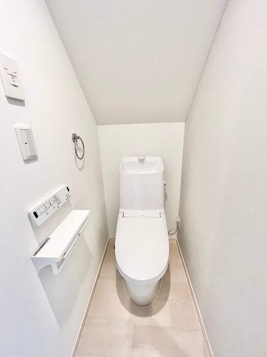 物件内観写真16　(トイレ)