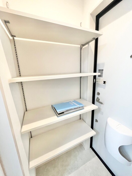 物件内観写真18　(靴箱)