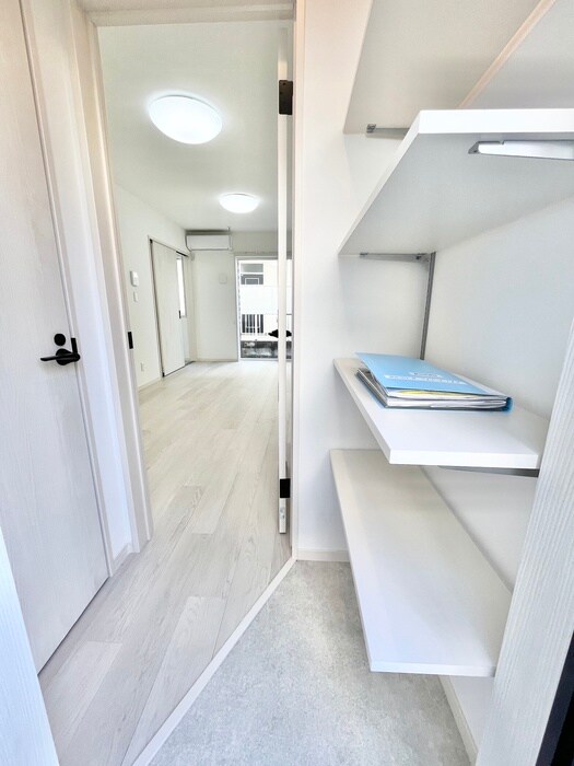 物件内観写真19　(廊下)