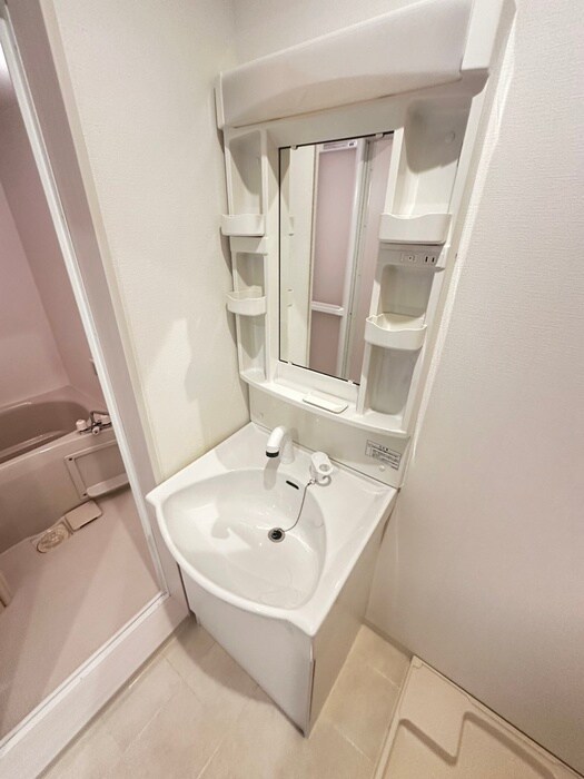 物件内観写真15　(洗面)