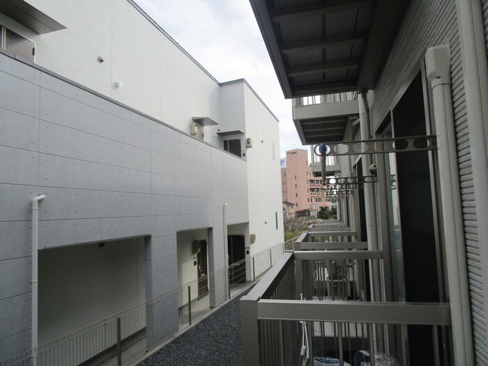 物件内観写真16　(室内からの展望)