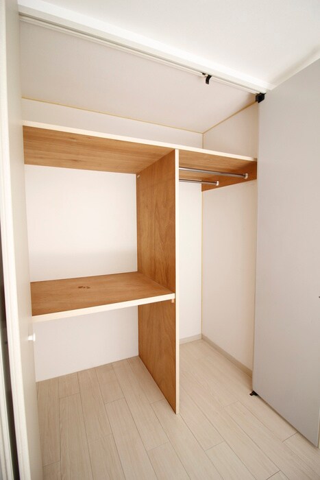 物件内観写真10　(収納)