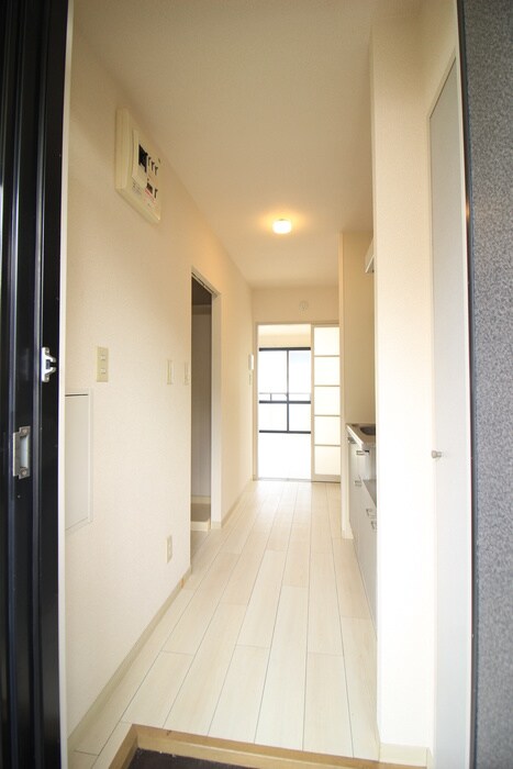 物件内観写真19　(廊下)