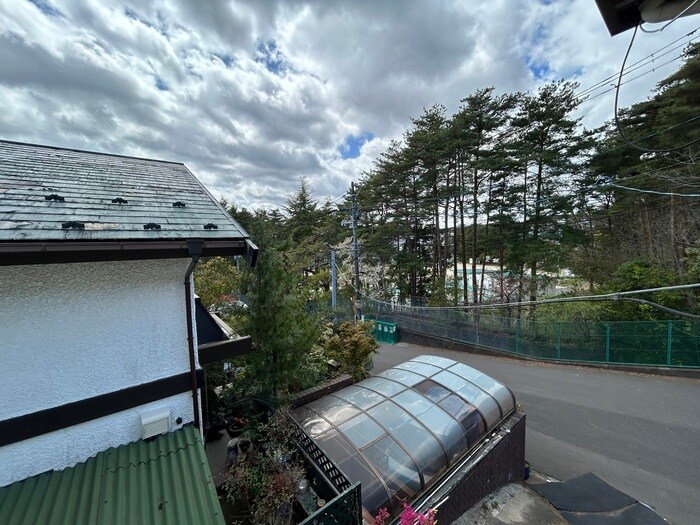 物件内観写真16　(室内からの展望)