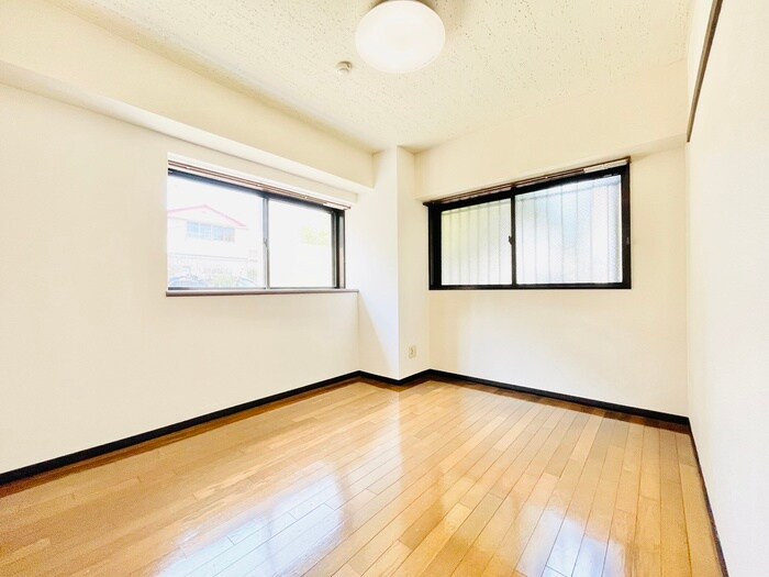 物件内観写真22　(居室)