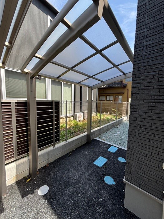 物件外観写真5　(駐輪場)