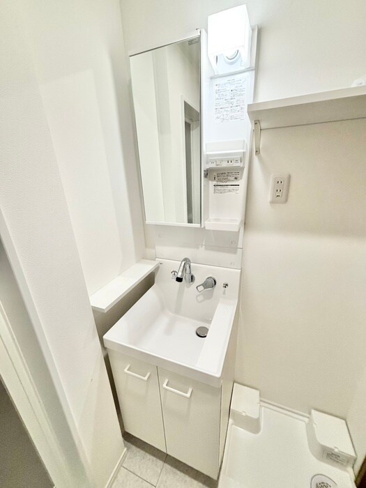 物件内観写真14　(洗面)