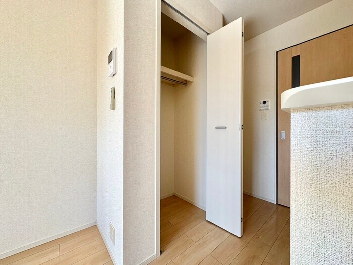物件内観写真10　(収納)