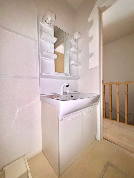 物件内観写真14　(洗面)