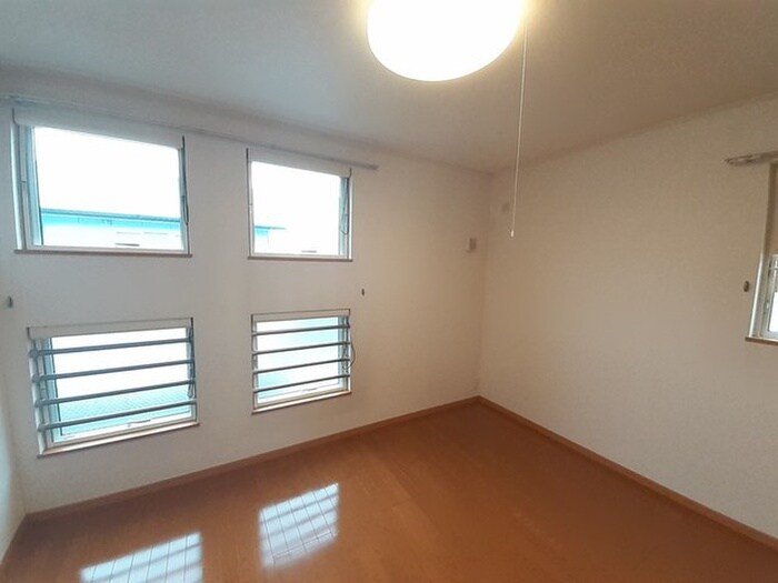 物件内観写真12　(居室)