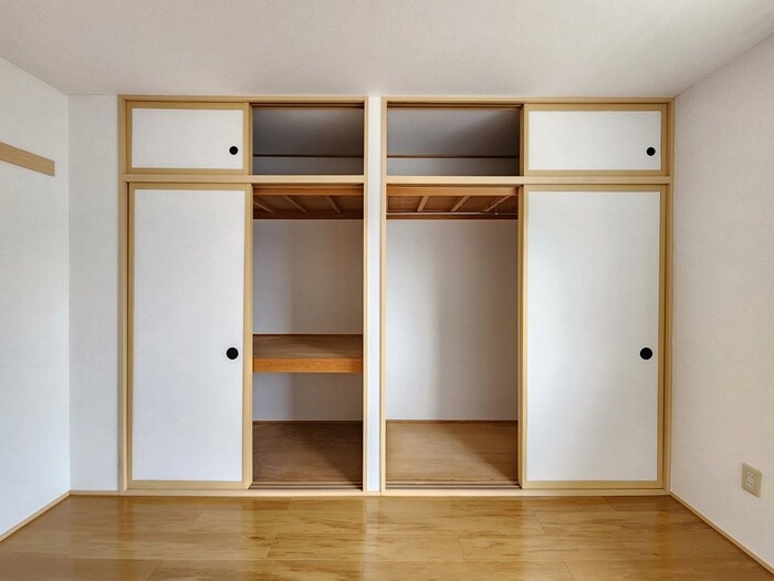 物件内観写真10　(収納)