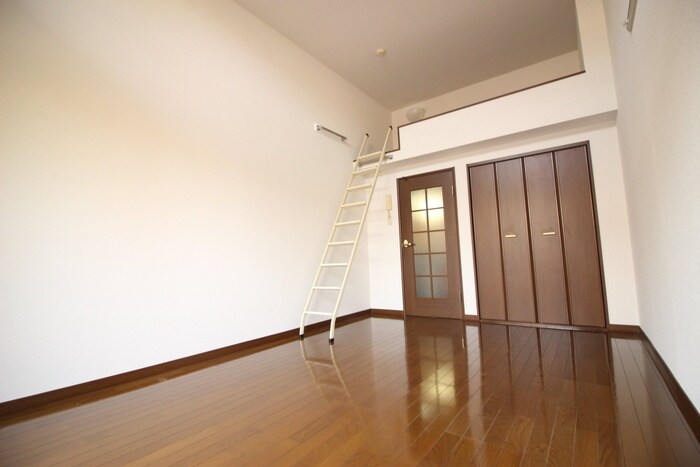 物件内観写真9　(居室)