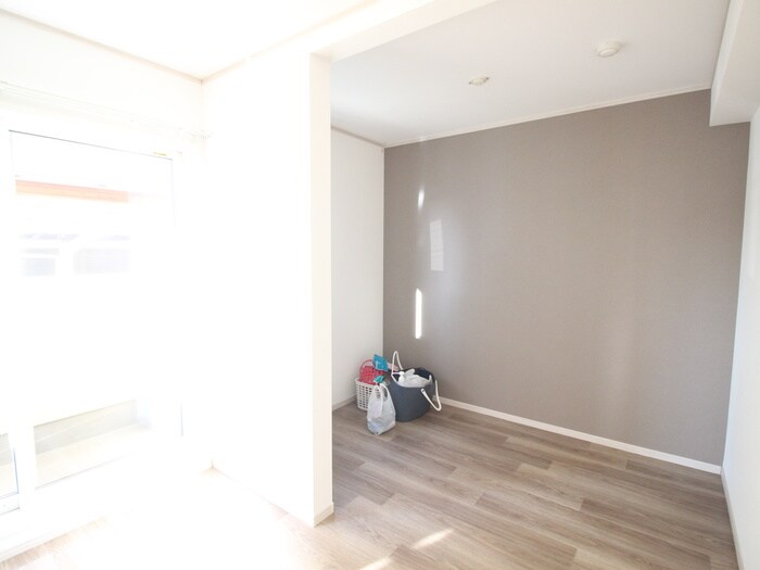 物件内観写真10　(居室)