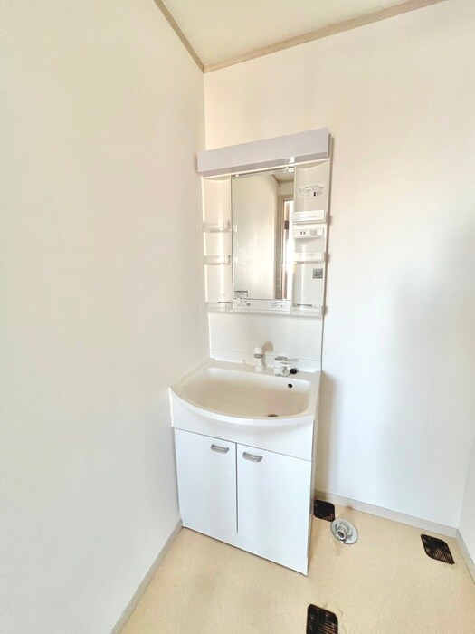 物件内観写真11　(洗面)