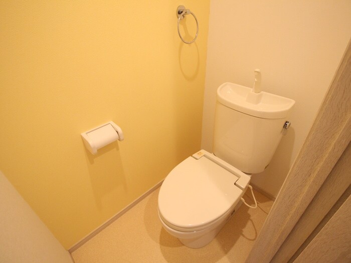 物件内観写真14　(トイレ)