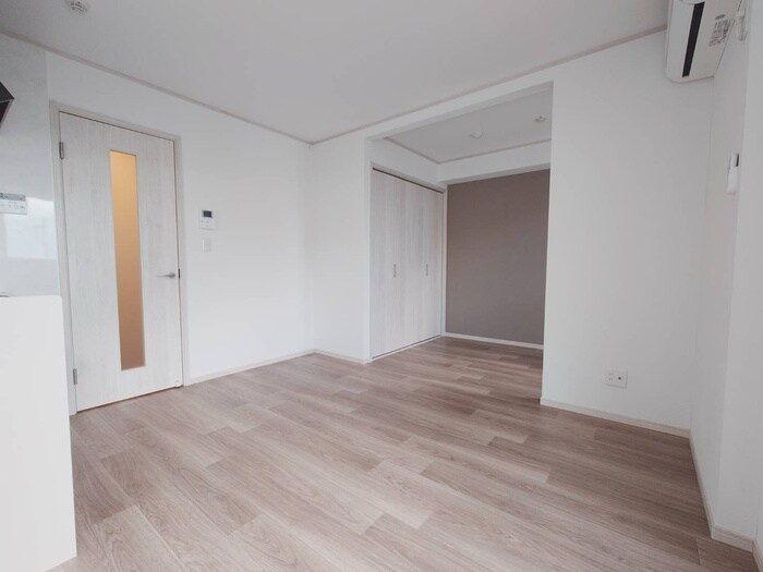 物件内観写真18　(居室)