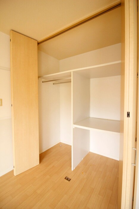 物件内観写真10　(収納)