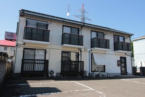 シャトルトミザワ外観写真