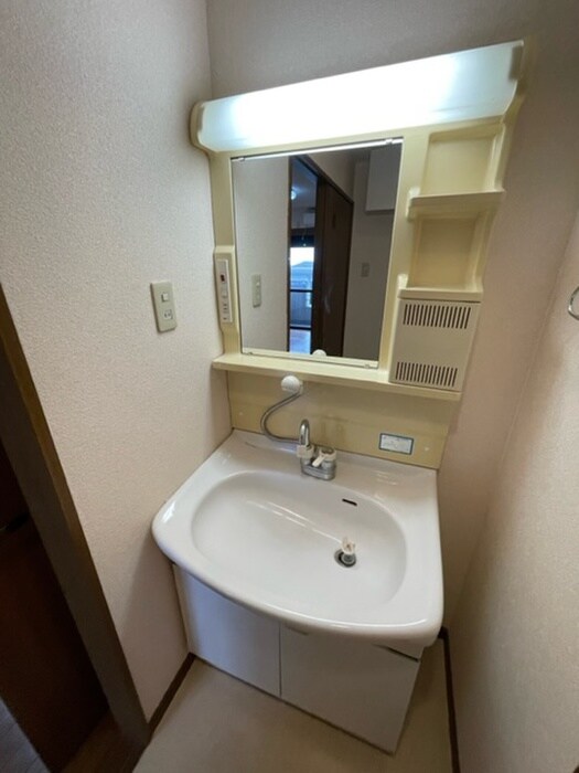 物件内観写真10　(洗面)