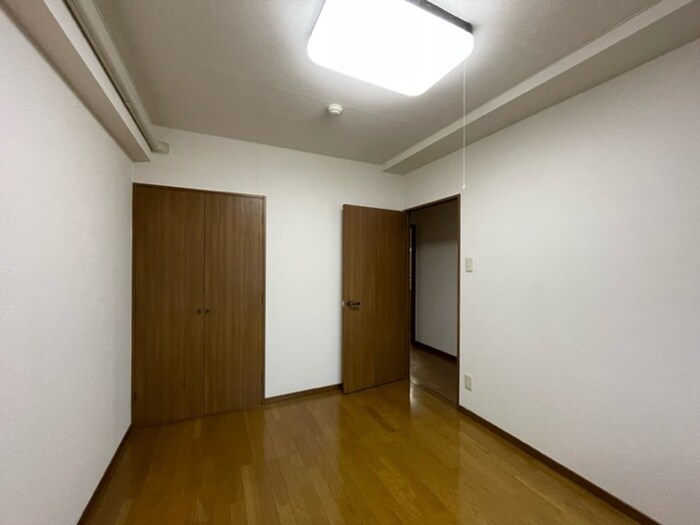 物件内観写真16　(居室)