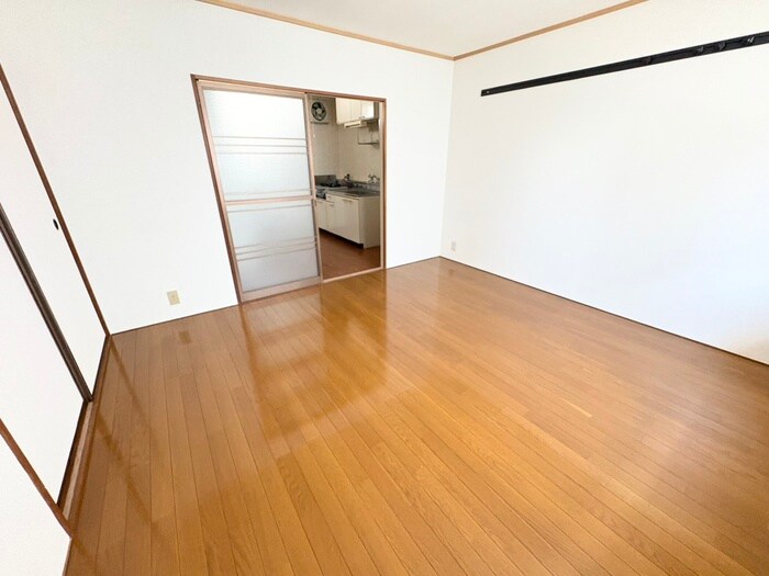 物件内観写真9　(居室)