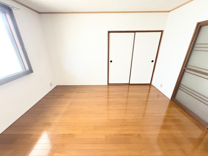 物件内観写真11　(居室)
