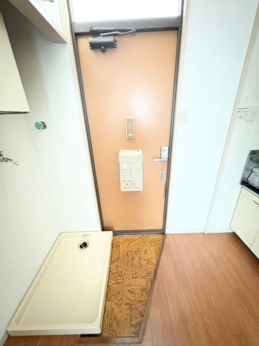 物件内観写真17　(玄関)