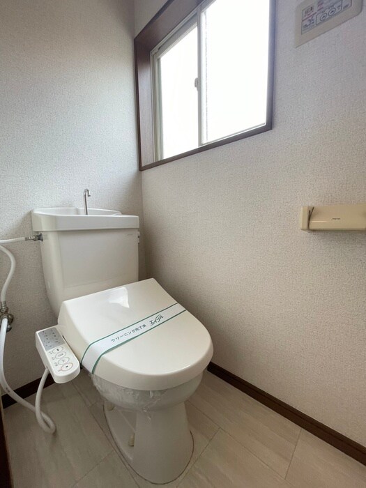 物件内観写真13　(トイレ)